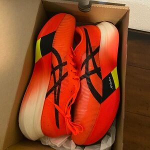 Asics Metaspeed edge Paris
